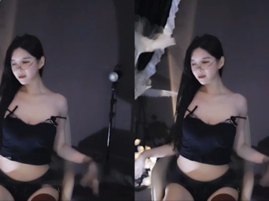 小恩雅-黑色热舞秀